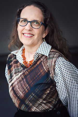 Dana Sachs 2022 007